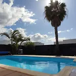 Bol-can Con Piscina Privada